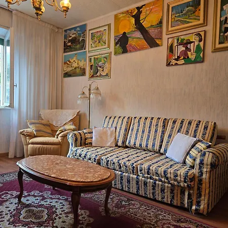 Apartment La Casa Dei Quadri *