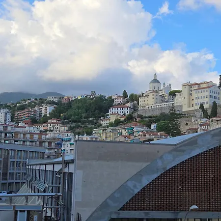 La Casa Dei Quadri Apartmán *