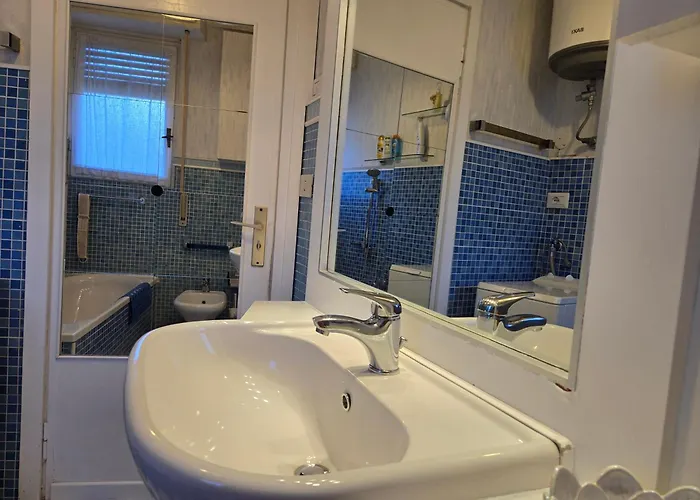 La Casa Dei Quadri * Sanremo